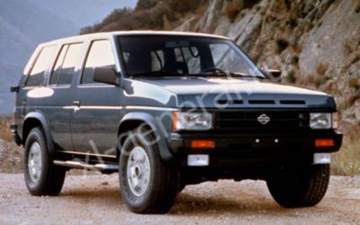 Автостекло Nissan Pathfinder I